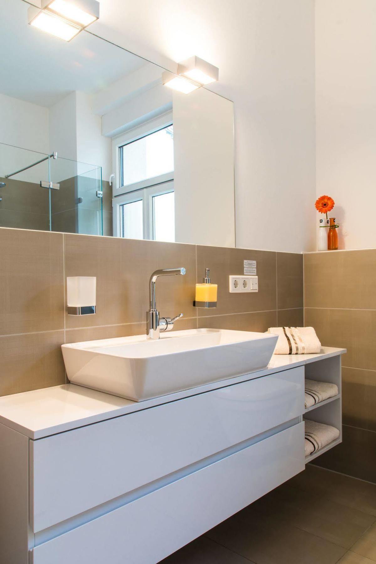 Helvetia Suites Ντίσελντορφ Εξωτερικό φωτογραφία