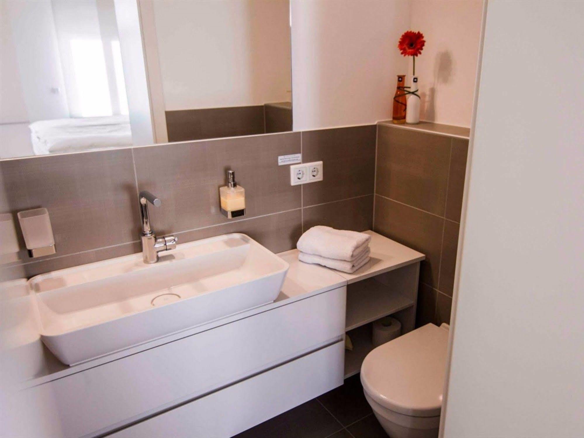 Helvetia Suites Ντίσελντορφ Εξωτερικό φωτογραφία